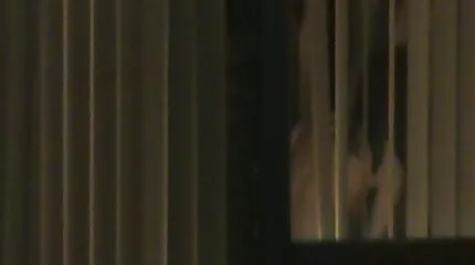 Người phụ nữ Hy Lạp video xx nhat bị ràng buộc có quan hệ tình dục đứng sau cunnilingus nhẹ nhàng.