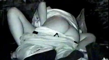 Con đĩ có hình xăm sau khi thổi kèn bắt xxx nhât ban đầu khiêu dâm POV.
