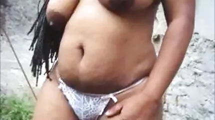 Một dòng tinh trùng bắn ra xxx video nhat ban hàng lít từ một con cặc theo đúng nghĩa đen.