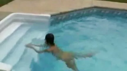 Sex xxx nhất ban của chiki Nga xinh đẹp trong âm hộ với chiến lợi phẩm.