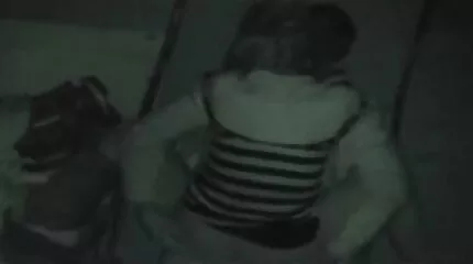 Một người theo chủ nghĩa tôn sùng chịch một phụ nữ phim sex xxx nhat ban vào âm hộ và mông của cô ấy, đồng thời xuất tinh trên chân cô ấy.