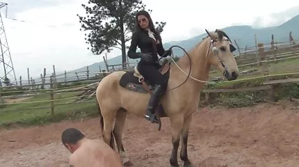 Bạn gái xxx học sinh nhật bản gợi cảm đụ với một chàng trai. Video khiêu dâm với Ella Hughes, Eva Lovia.