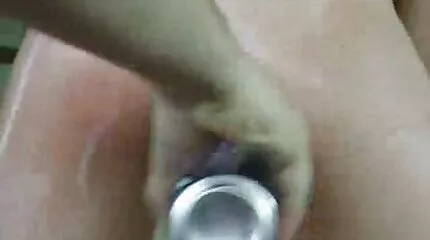 shemale tóc vàng cho thổi kèn trong nhà bếp. xxx nhật bản